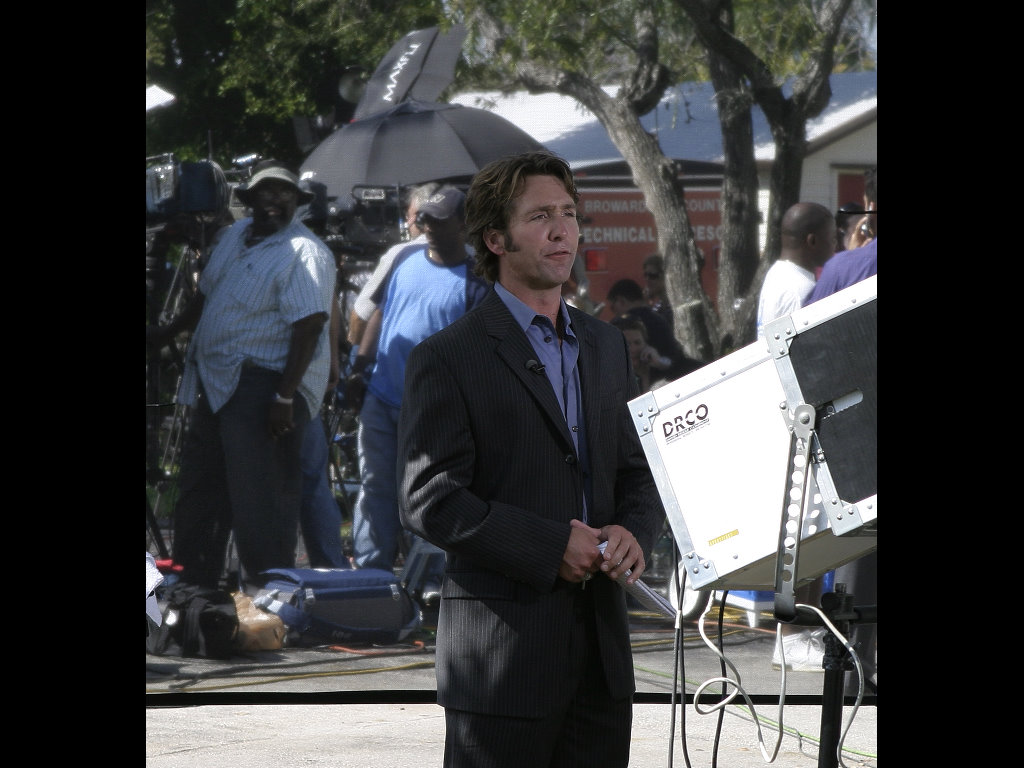 IMAGE: http://www.channel1images.com/Assets/lav3.jpg